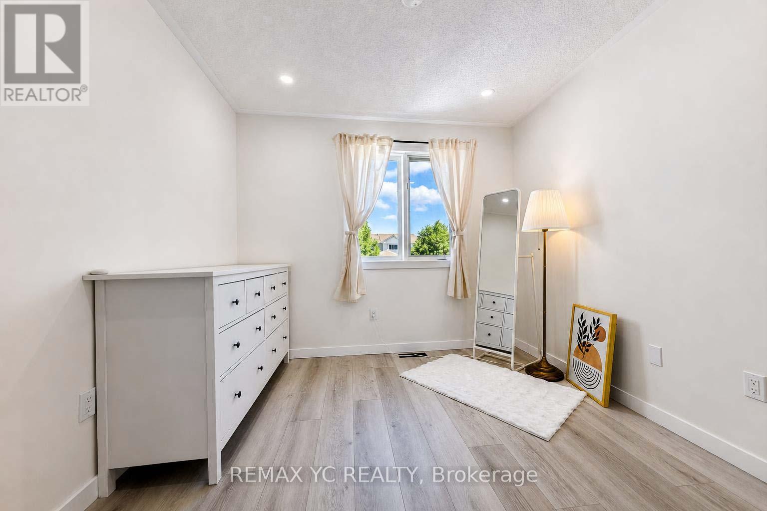 38 Pickett Crescent, Barrie, Ontario  L4N 8B8 - Photo 21 - S13475576