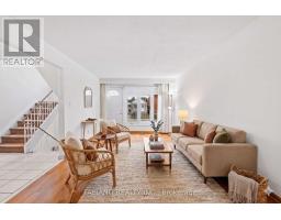 80 CAYUGA AVENUE, Toronto, Ontario