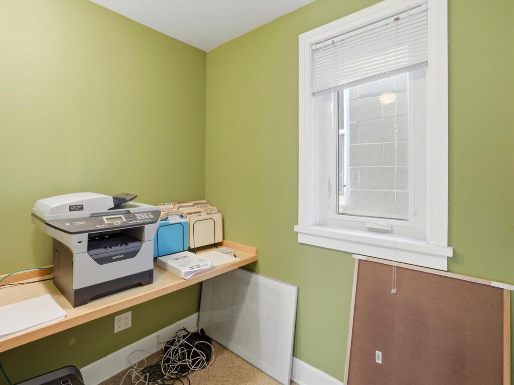 608 Broadway Street, Winnipeg, Manitoba R3C 0W8 - Photo 11 - 202614662
