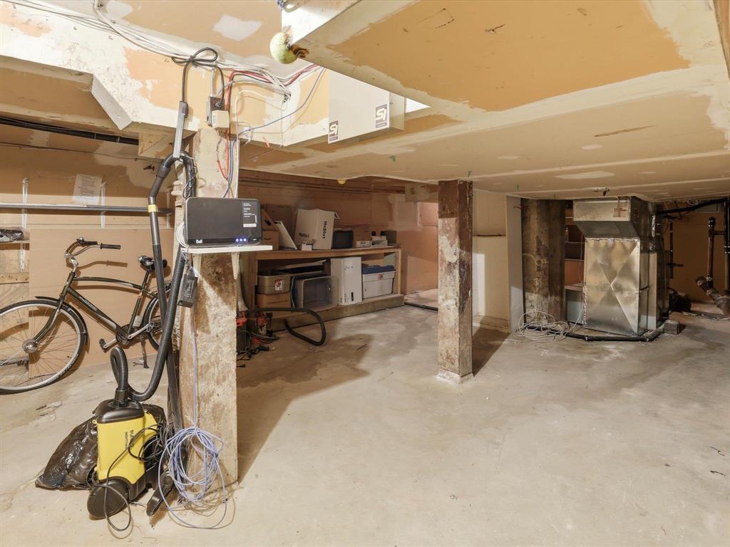 608 Broadway Street, Winnipeg, Manitoba R3C 0W8 - Photo 17 - 202614662