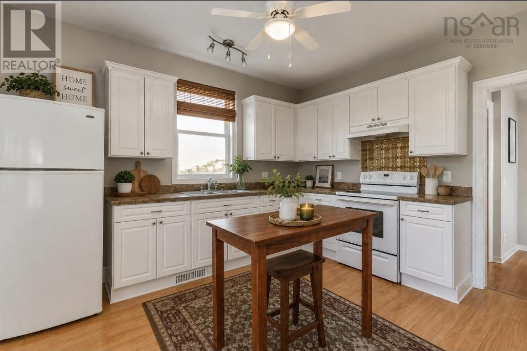 25 Jubilee Avenue, Stellarton, Nova Scotia  B0K 1S0 - Photo 5 - 202615314