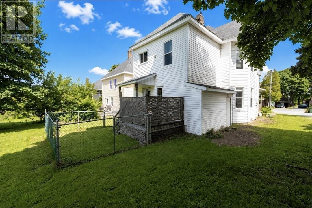 25 Jubilee Avenue, Stellarton, Nova Scotia  B0K 1S0 - Photo 4 - 202615314