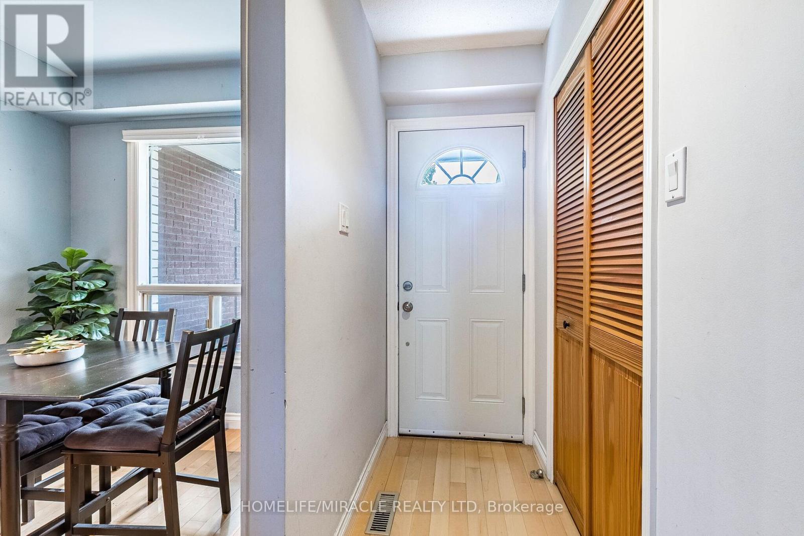 2335 Council Ring Road, Mississauga, Ontario L5L 1B9 - Photo 5 - W13055654