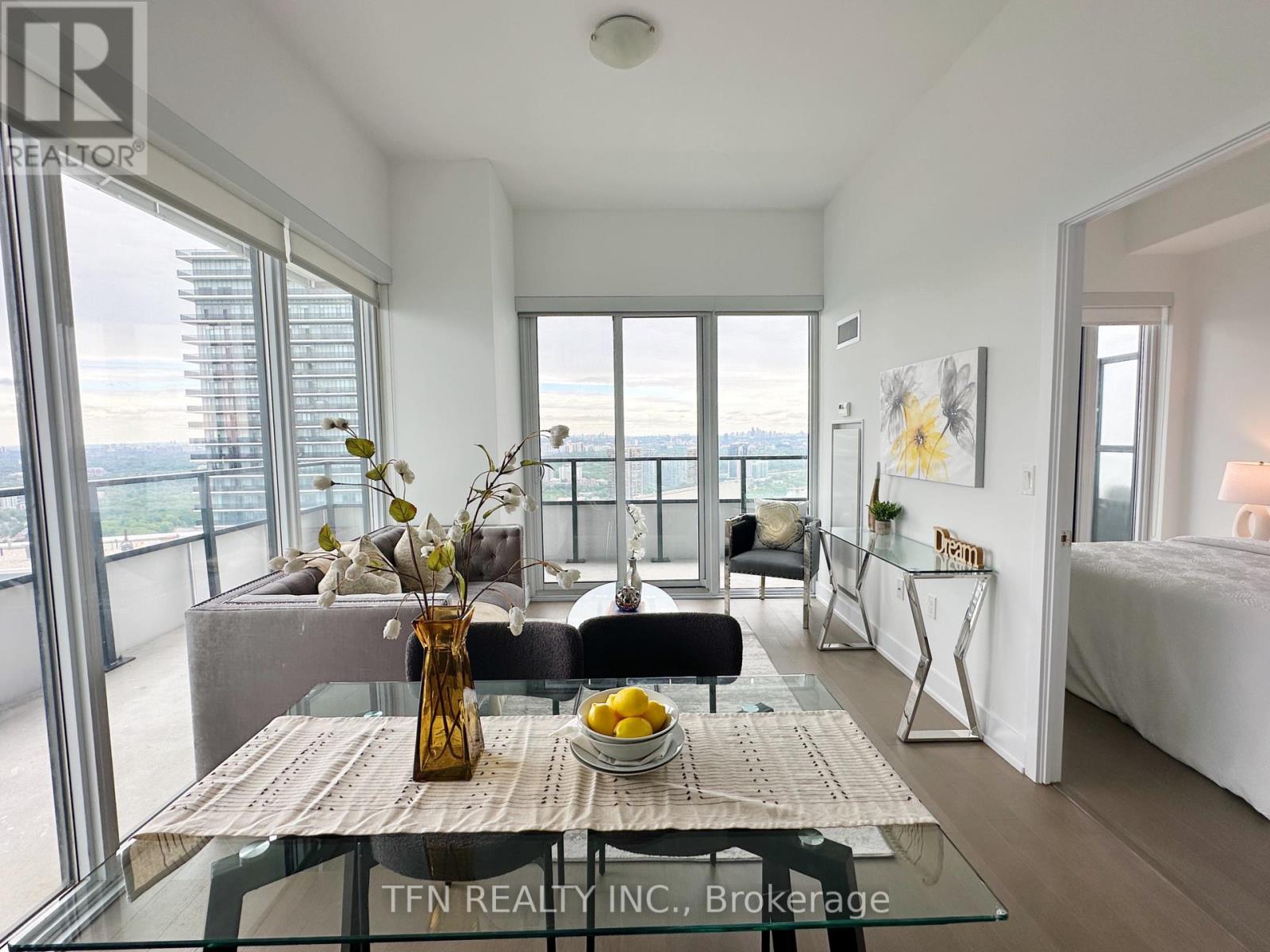 4703 - 20 Shore Breeze Drive, Toronto, Ontario  M8V 0C7 - Photo 2 - W13070654