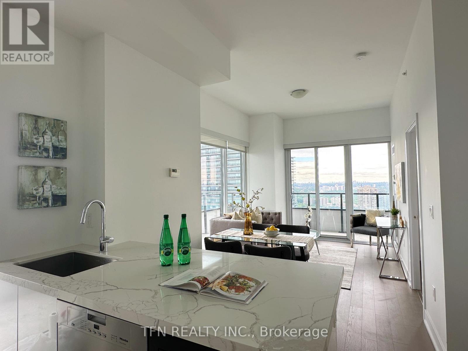 4703 - 20 Shore Breeze Drive, Toronto, Ontario  M8V 0C7 - Photo 9 - W13070654