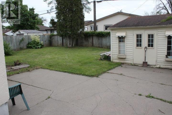 2804 Churchill Dr E, Thunder Bay, Ontario  P7A 1G7 - Photo 32 - TB2601637
