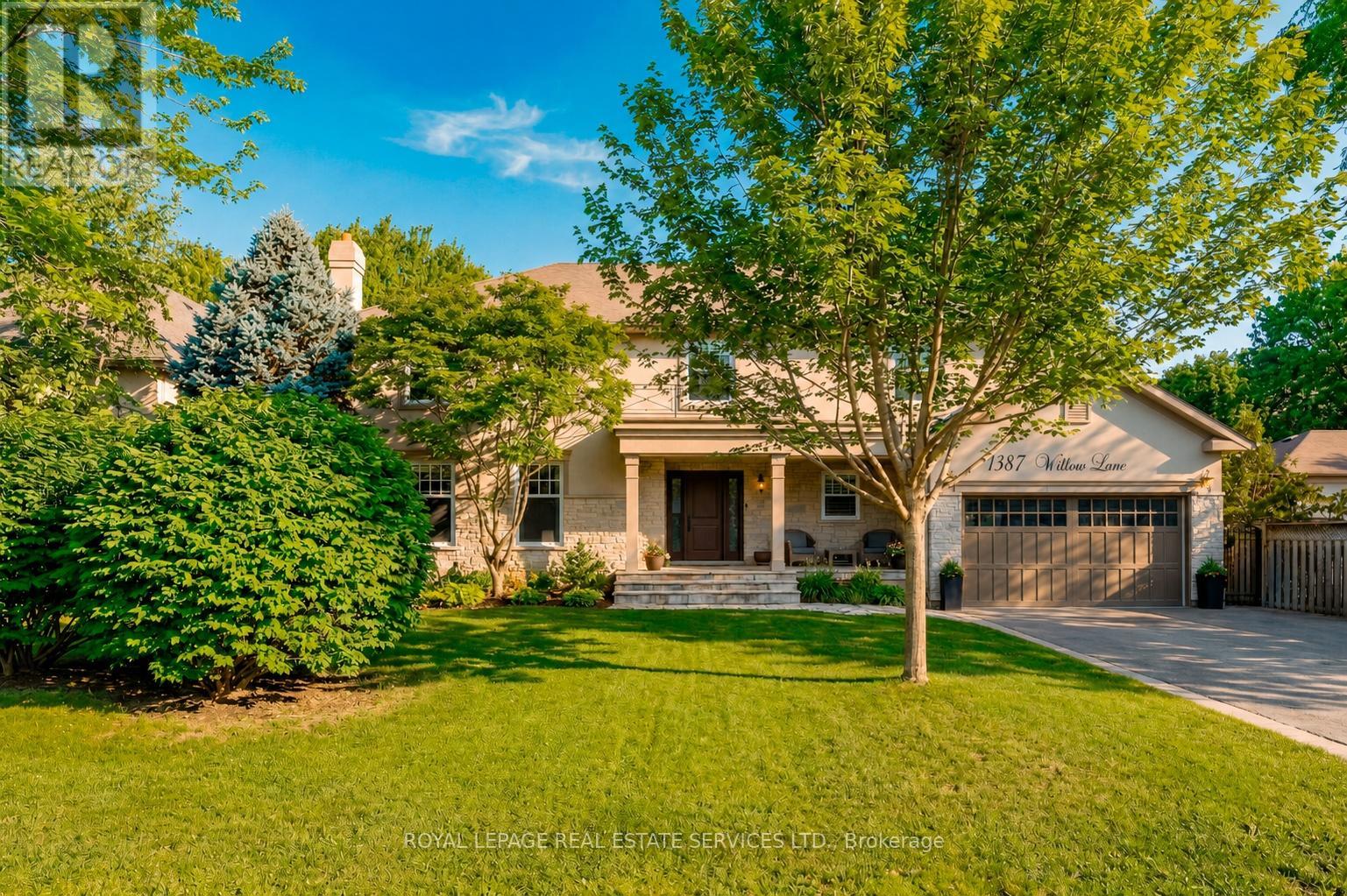1387 Willowdown Road, Oakville, Ontario  L6L 1X2 - Photo 1 - W13432440