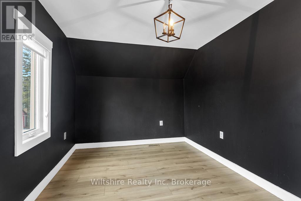 10 Pearl Street, Tillsonburg, Ontario  N4G 1L3 - Photo 24 - X12649490