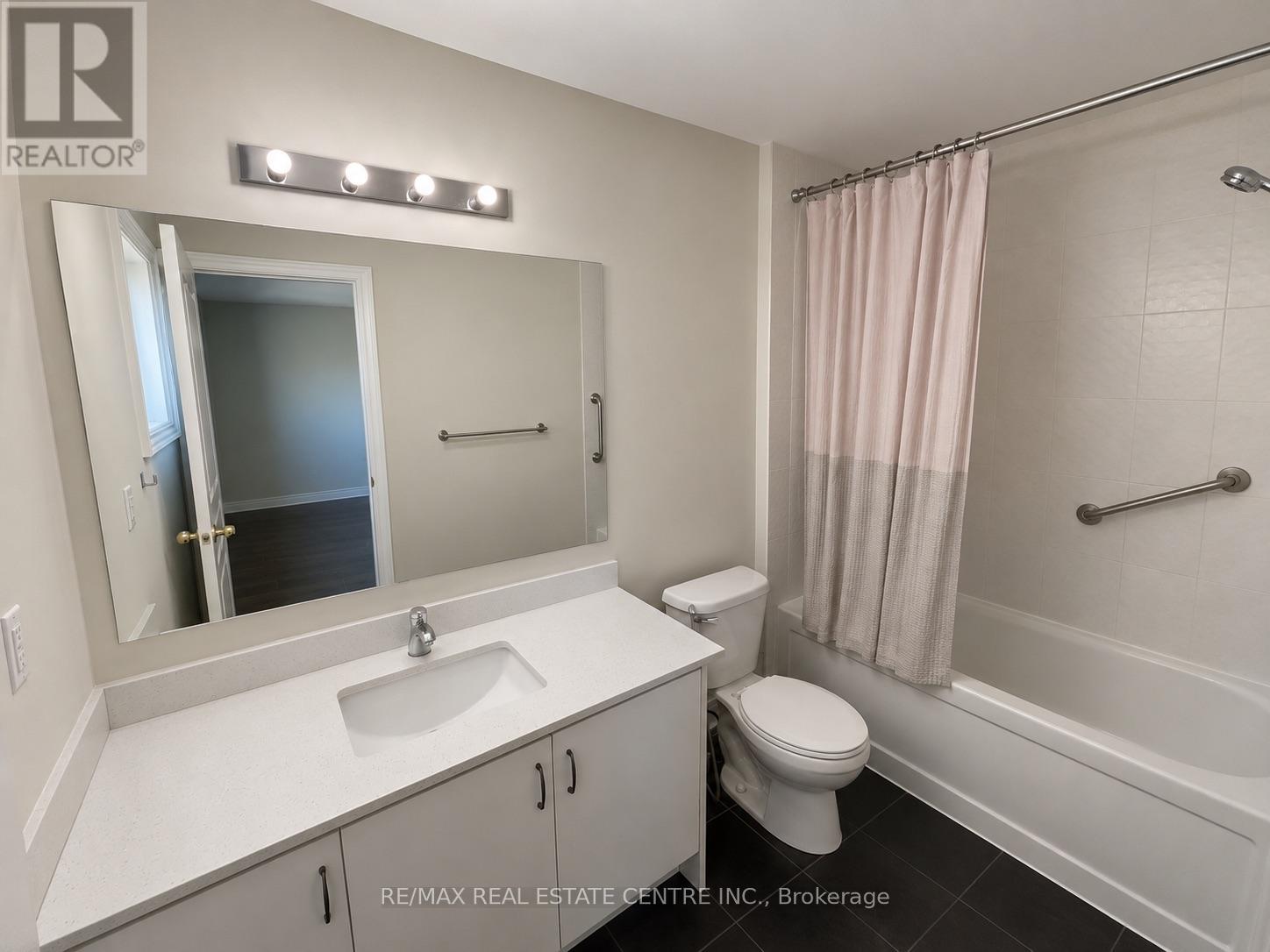 2491 Postmaster Drive, Oakville, Ontario  L6M 0L5 - Photo 21 - W13444572