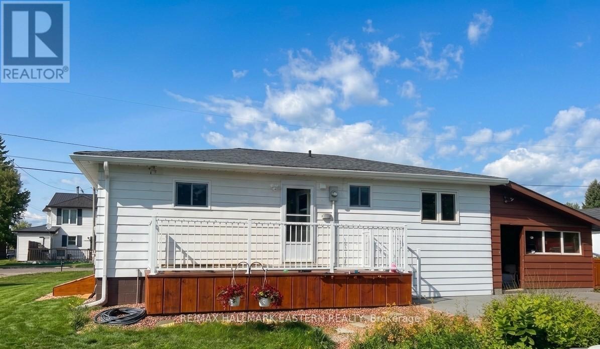 47 Young Street, Sables-Spanish Rivers, Ontario  P0P 2G0 - Photo 2 - X13199322