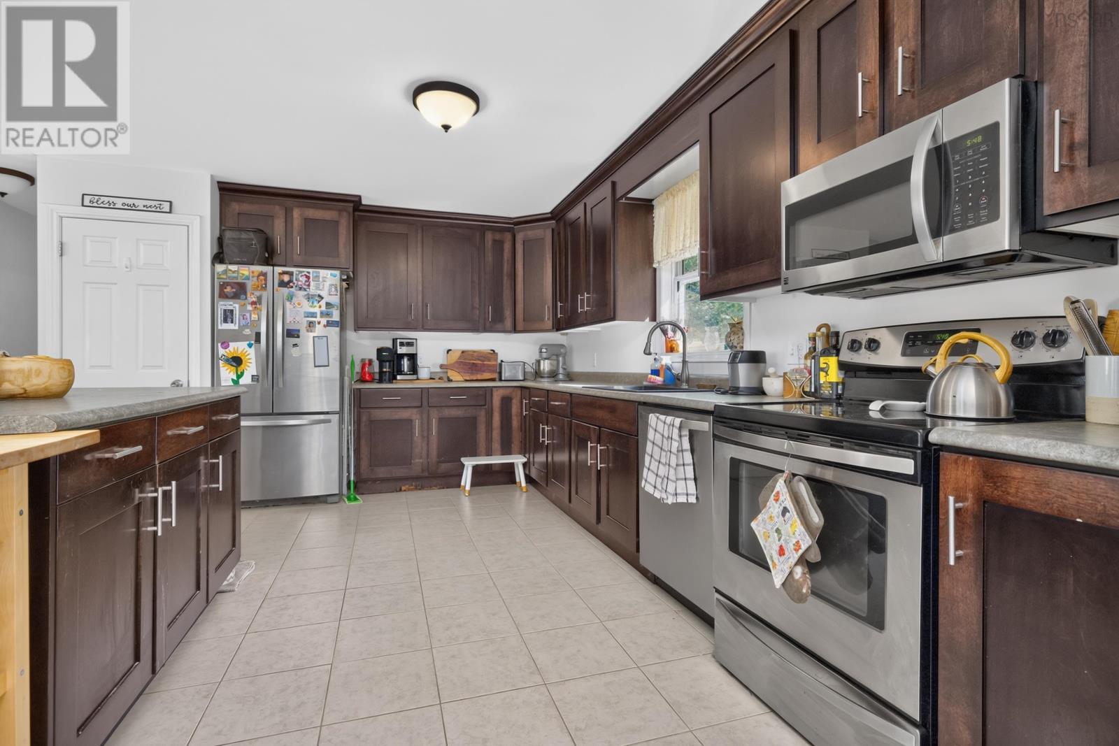 2 Randall Street, Dartmouth, Nova Scotia  B2Y 4K8 - Photo 31 - 202615316
