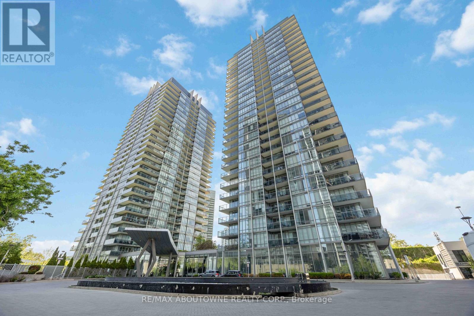303 - 88 PARK LAWN ROAD, Toronto, Ontario