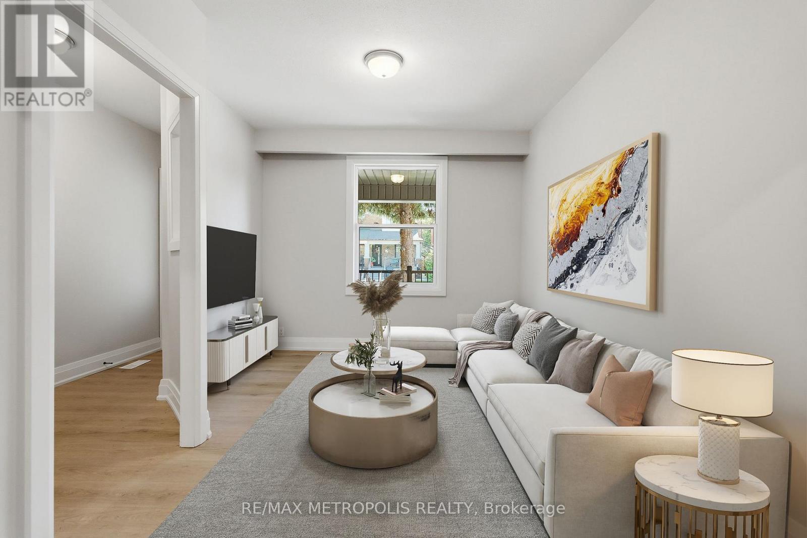 14 Mcroberts Avenue, Toronto, Ontario  M6E 4P4 - Photo 40 - W13472138