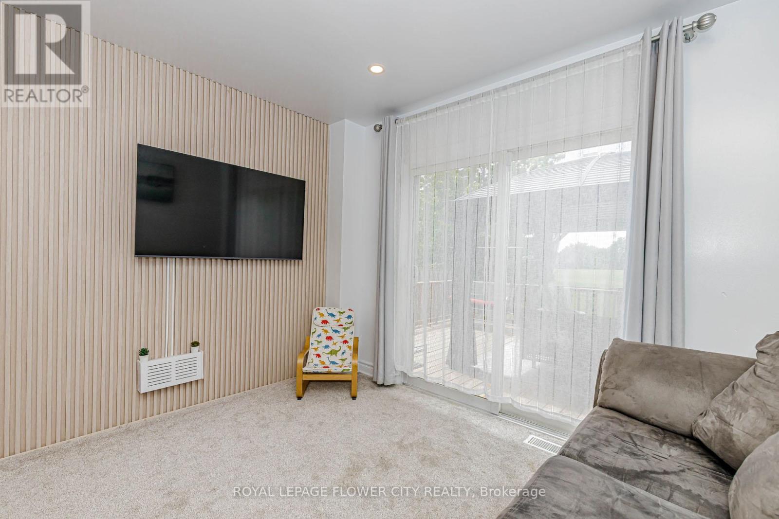 7268 Village Walk, Mississauga, Ontario  L5W 1V7 - Photo 17 - W13472436