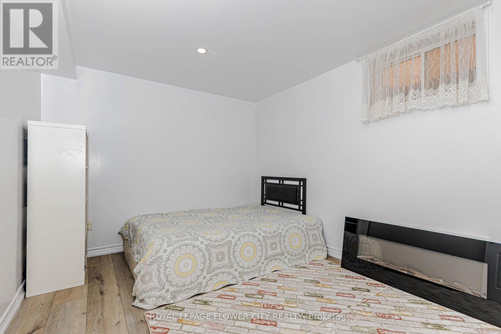 7268 Village Walk, Mississauga, Ontario  L5W 1V7 - Photo 44 - W13472436
