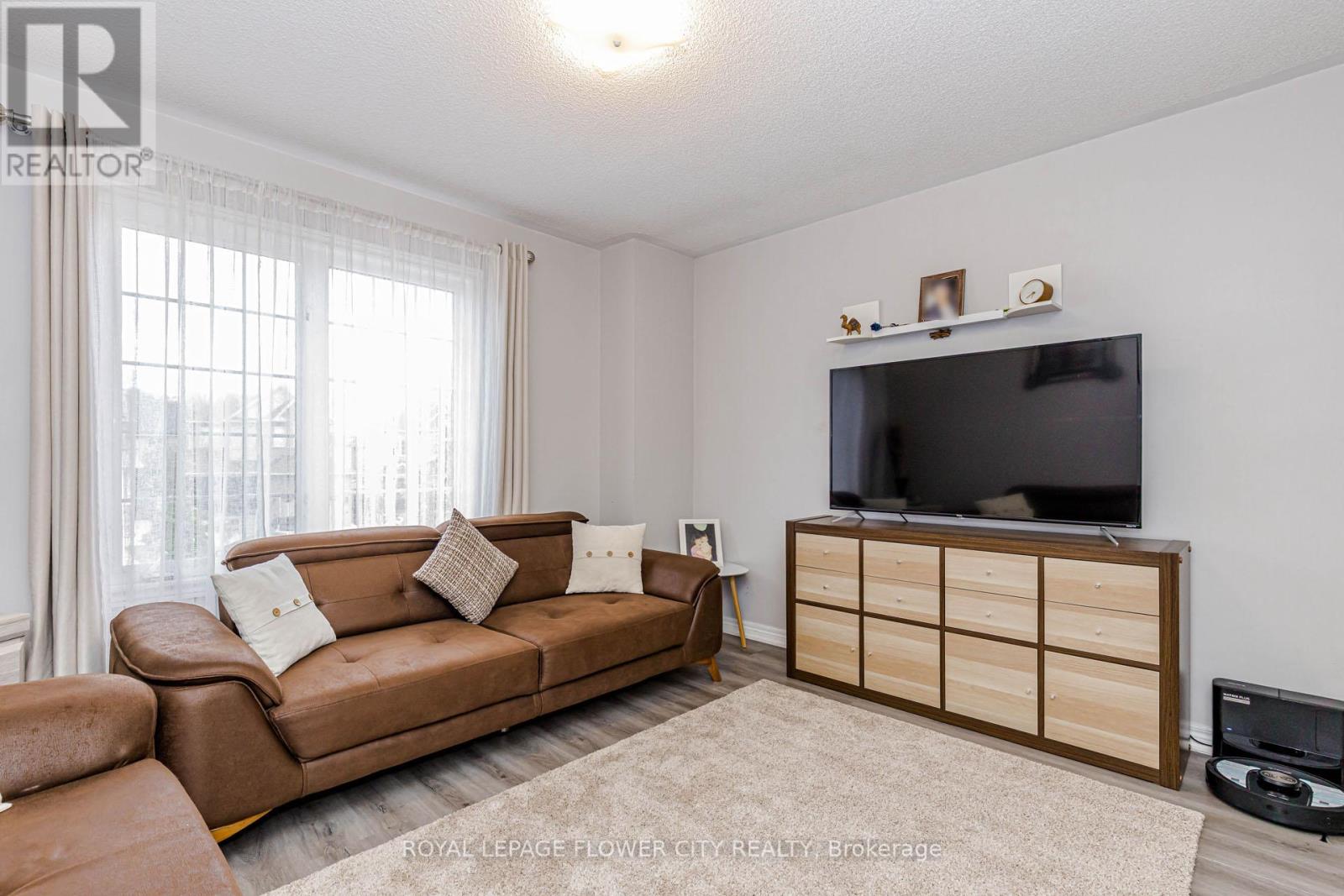 7268 Village Walk, Mississauga, Ontario  L5W 1V7 - Photo 24 - W13472436
