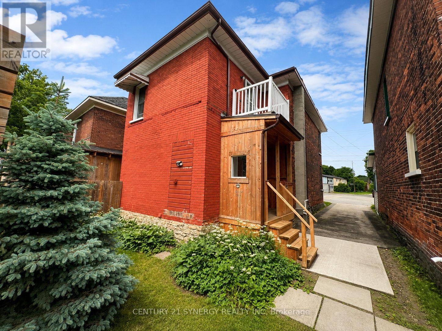 164 Chambers Street, Smiths Falls, Ontario  K7A 2Z4 - Photo 5 - X12925336
