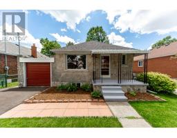 61 YORKVIEW DRIVE, Toronto, Ontario