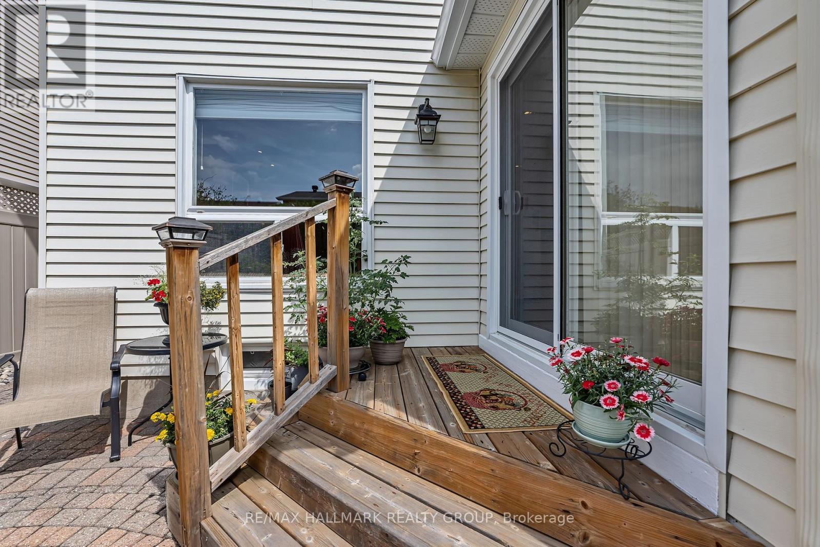 6586 Morningview Street, Ottawa, Ontario  K1C 6N9 - Photo 30 - X12960474