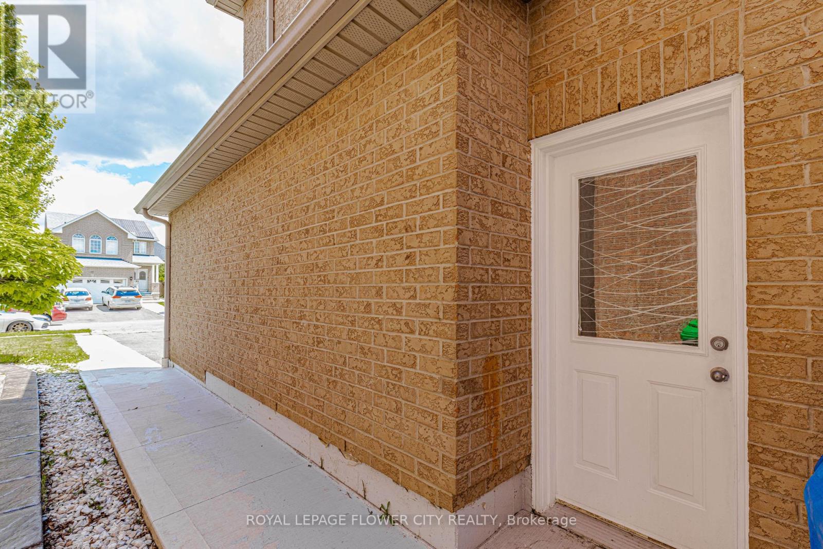 7268 Village Walk, Mississauga, Ontario  L5W 1V7 - Photo 38 - W13472436