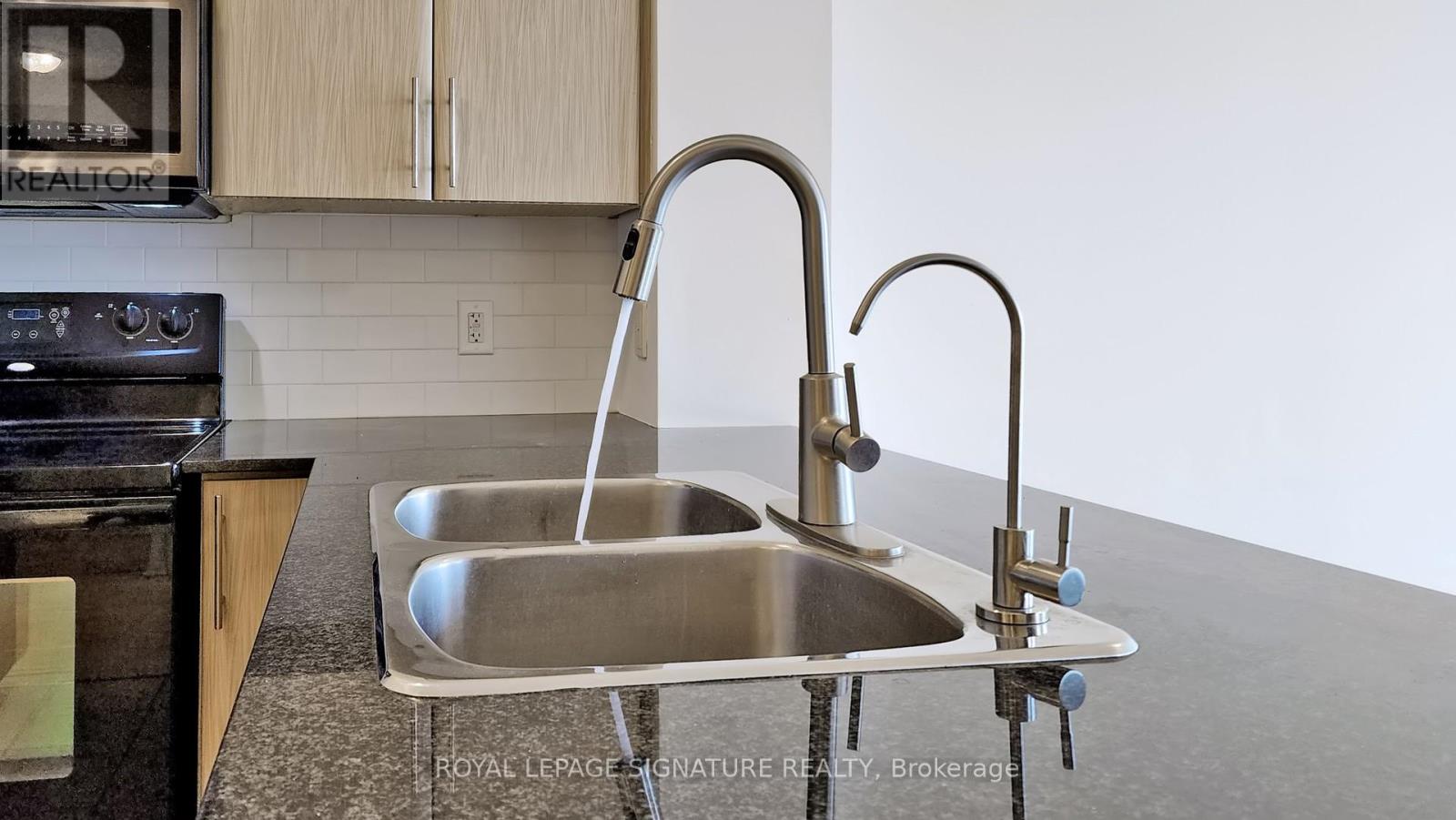 3003 - 3515 Kariya Drive, Mississauga, Ontario  L5B 0C1 - Photo 9 - W13472430