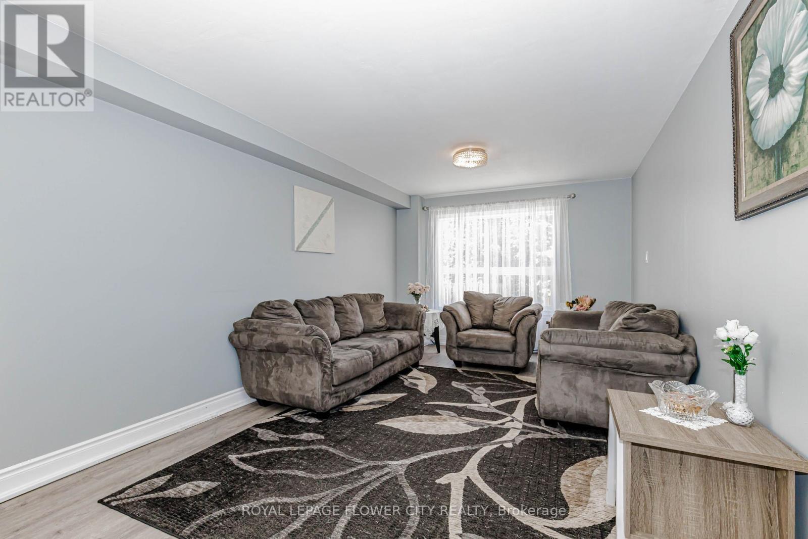7268 Village Walk, Mississauga, Ontario  L5W 1V7 - Photo 9 - W13472436