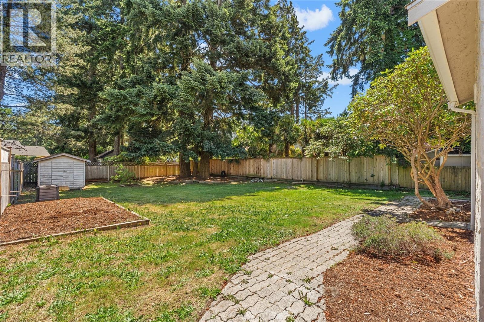 450 Terrahue Rd, Colwood, British Columbia  V9C 2B5 - Photo 39 - 1040946