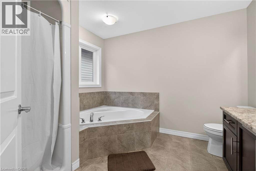 79 Dolomiti Court, Hamilton, Ontario  L0R 1P0 - Photo 37 - 40823878