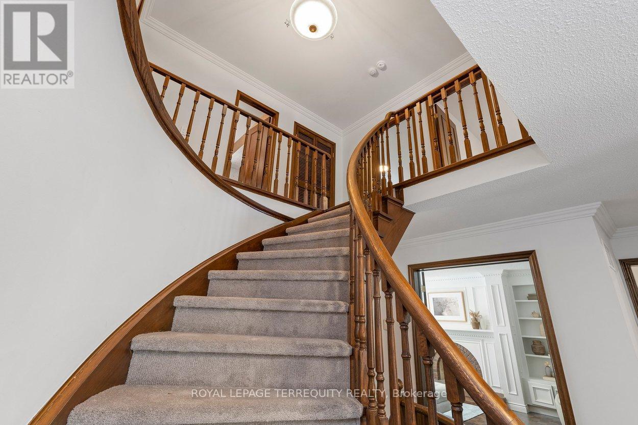 236 Whitchurch Mews, Mississauga, Ontario  L5A 4B3 - Photo 21 - W13473324
