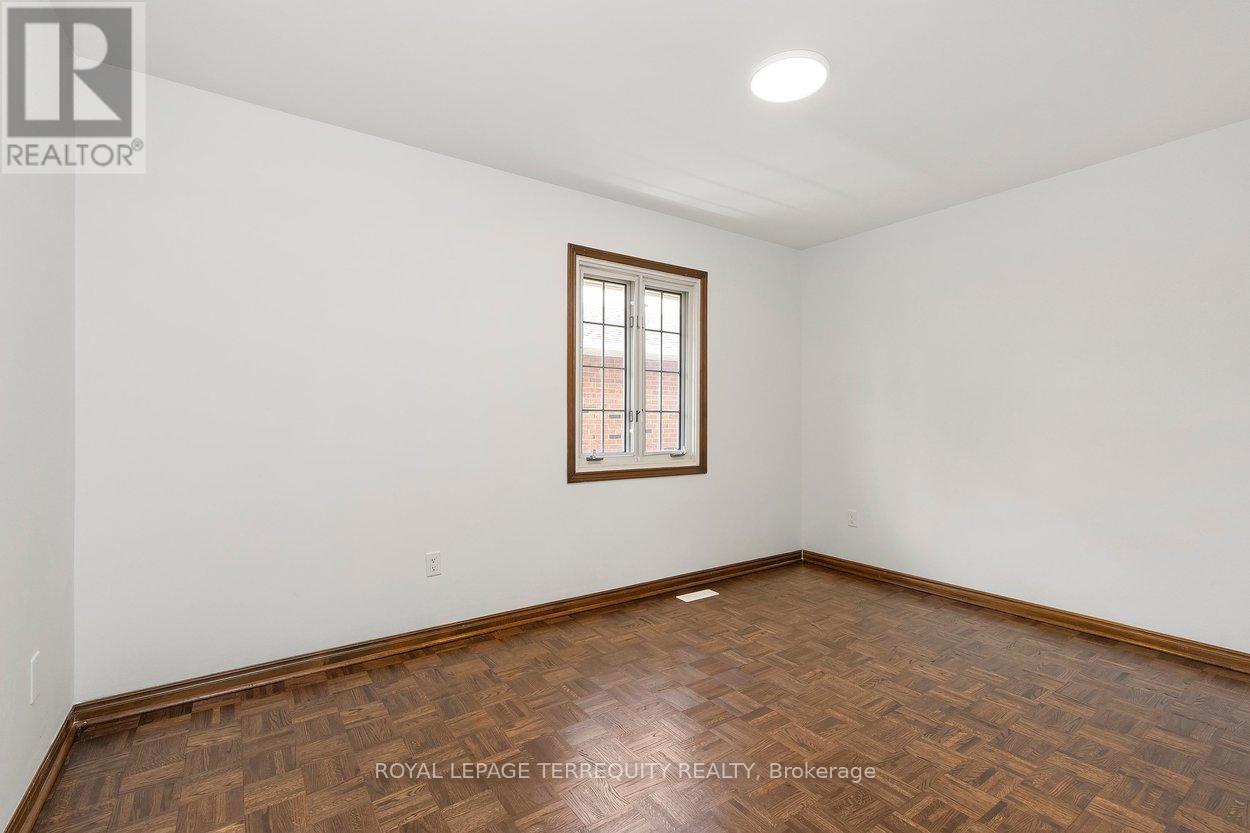 236 Whitchurch Mews, Mississauga, Ontario  L5A 4B3 - Photo 27 - W13473324
