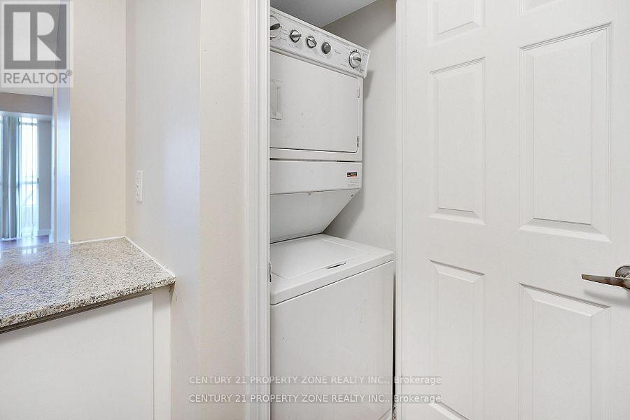 1703 - 310 Burnhamthorpe Road W, Mississauga, Ontario  L5B 4P9 - Photo 21 - W13474296
