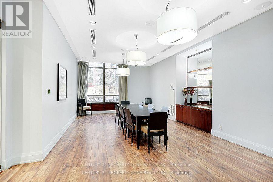 1703 - 310 Burnhamthorpe Road W, Mississauga, Ontario  L5B 4P9 - Photo 32 - W13474296