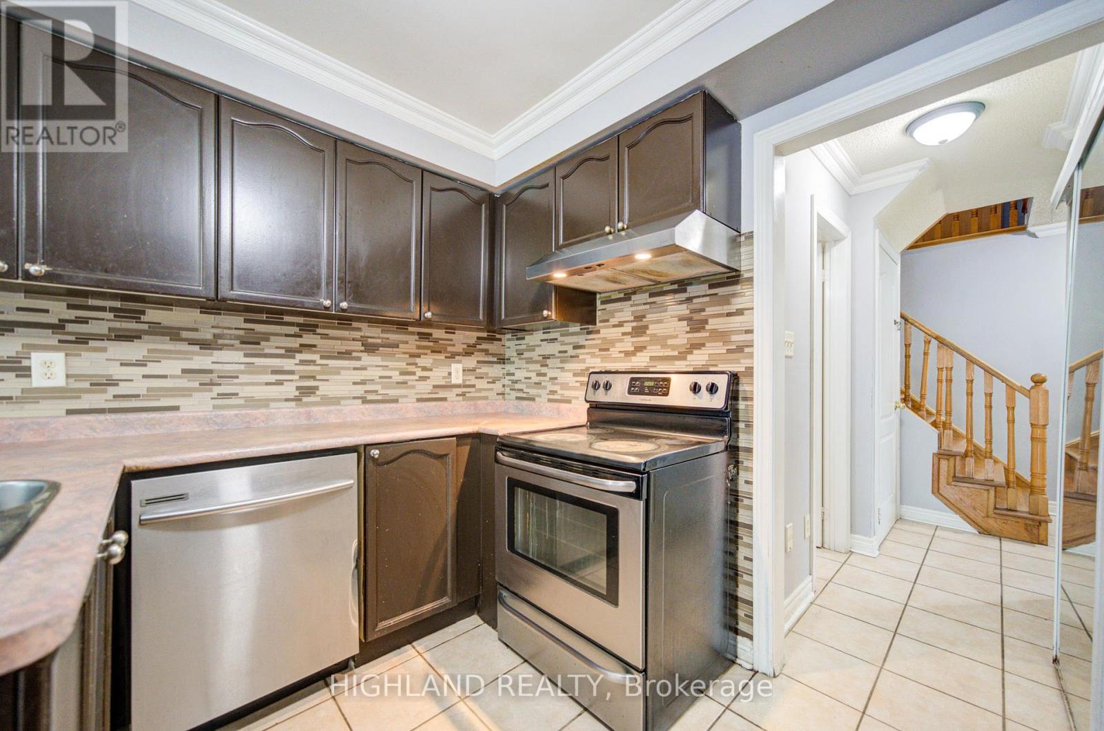 Upper Level - 5327 Landsborough Avenue, Mississauga, Ontario  L5R 3X1 - Photo 13 - W13474334
