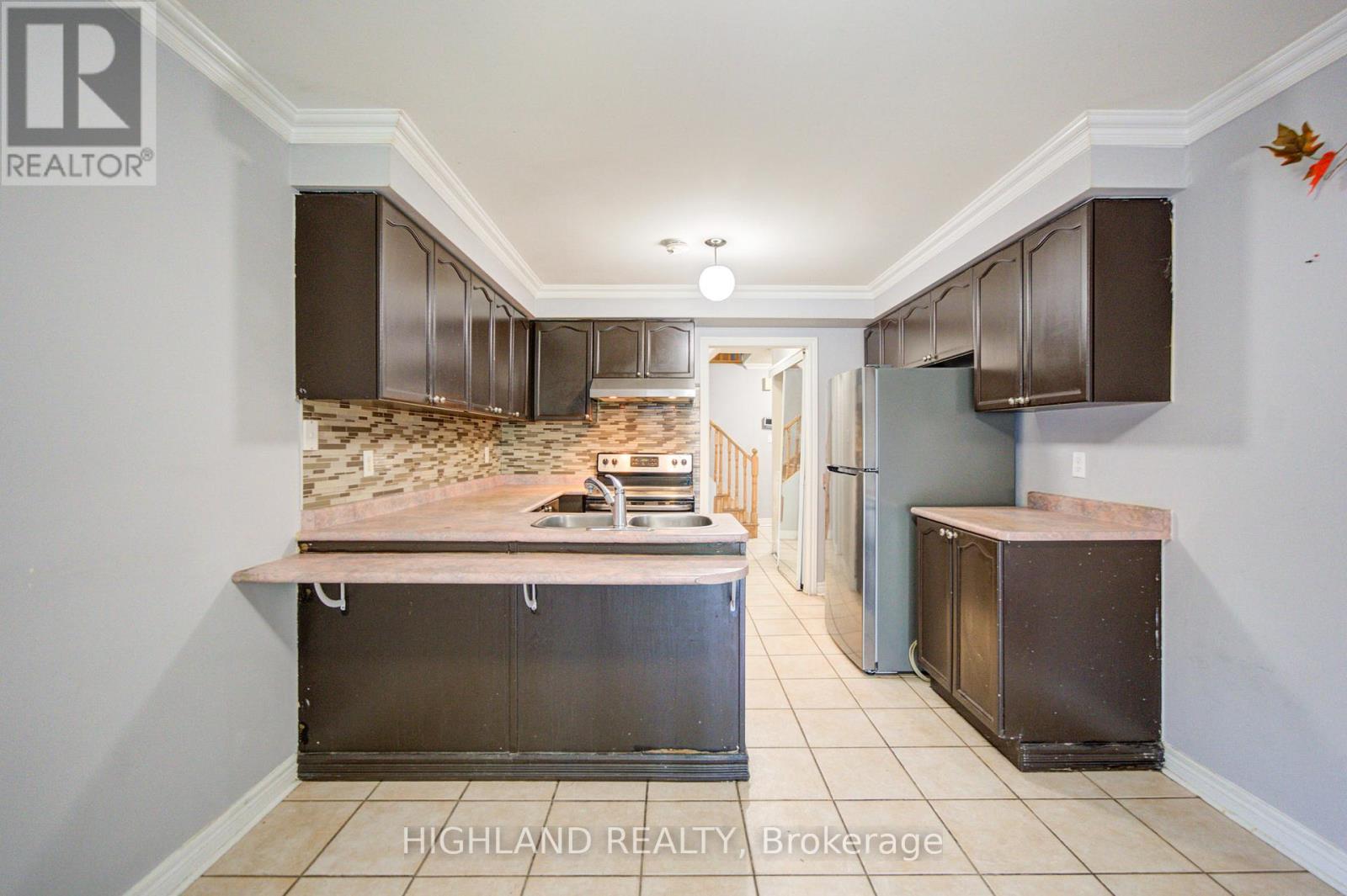 Upper Level - 5327 Landsborough Avenue, Mississauga, Ontario  L5R 3X1 - Photo 16 - W13474334