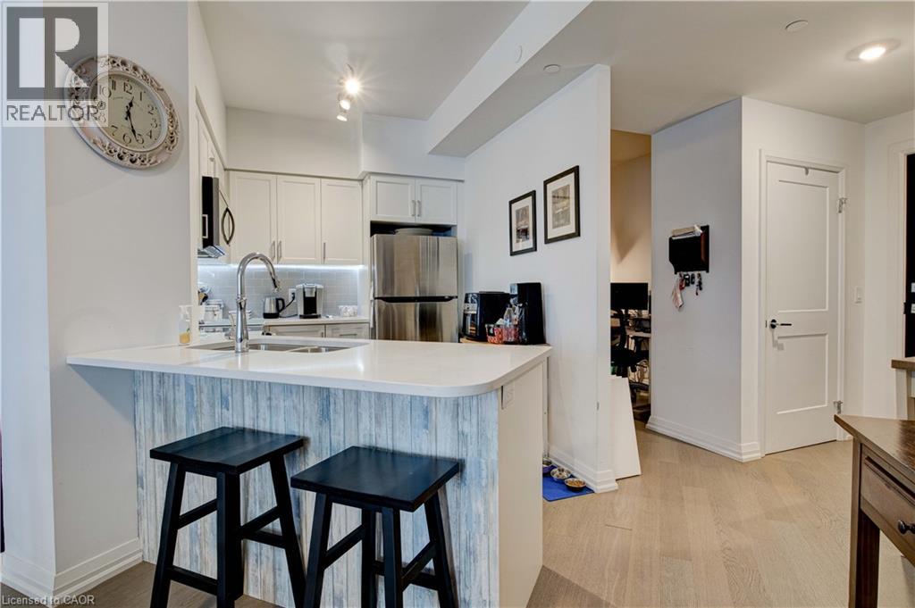 155 Caroline Street S Unit# 1012, Waterloo, Ontario  N2L 0J8 - Photo 4 - 40841929