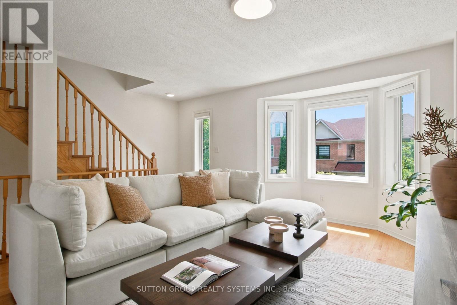 146 Tarragona Boulevard, Toronto, Ontario  M6N 5C5 - Photo 15 - W13474984