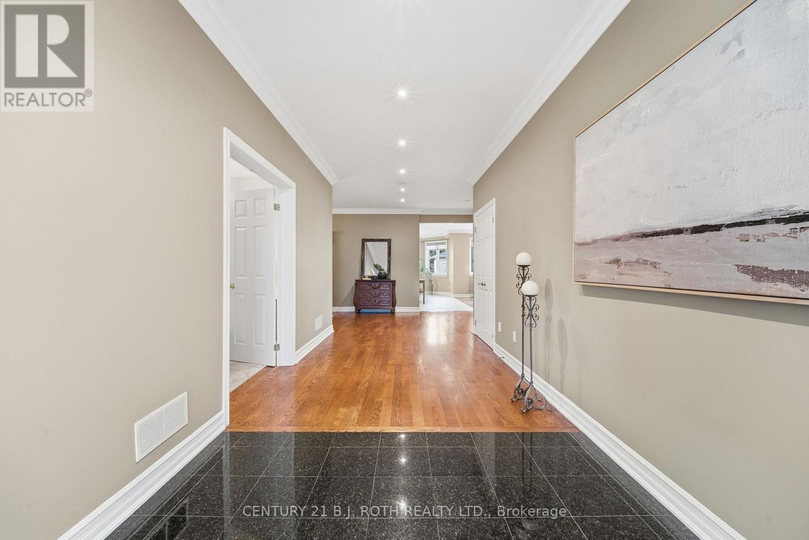 20 Creston Road, Toronto, Ontario  M6A 1J1 - Photo 8 - W13474894