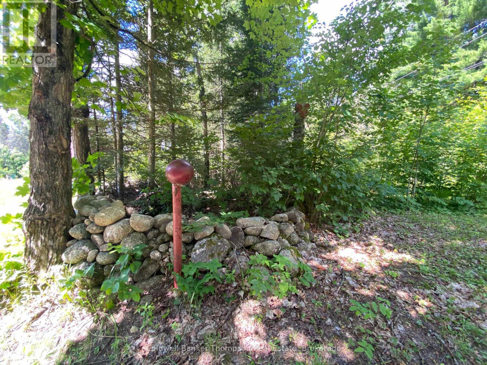 127 Chrest Drive, Machar, Ontario P0A 1X0 - Photo 24 - X12307789