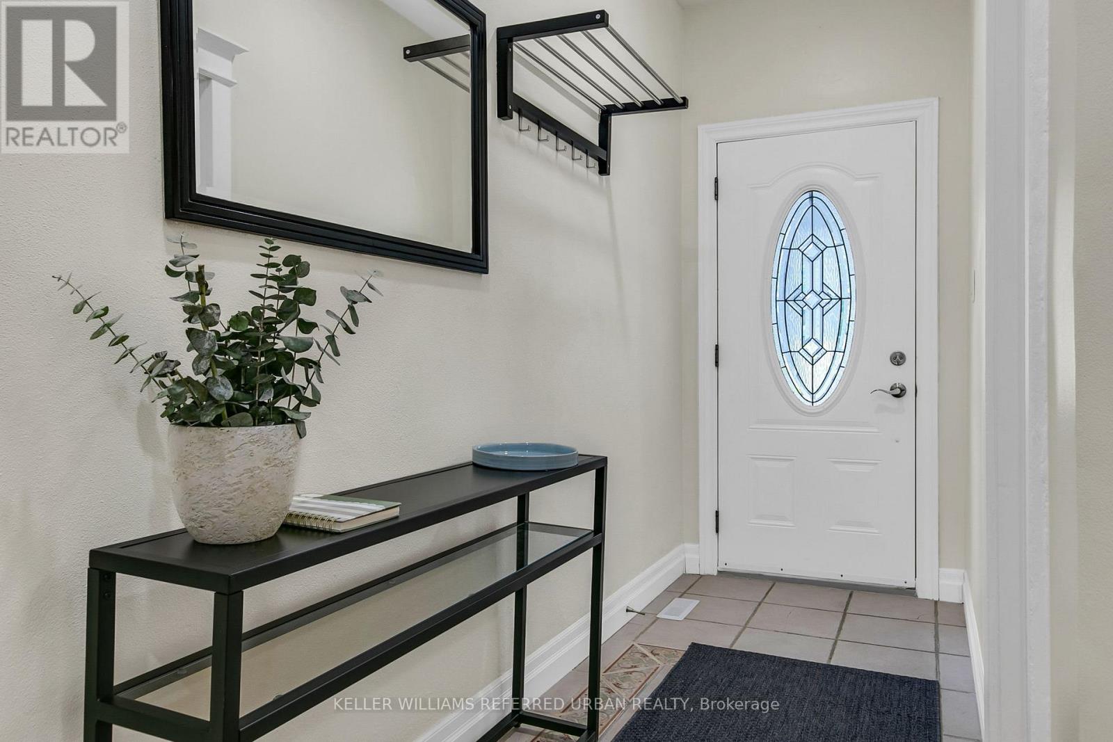 235 Bartlett Avenue, Toronto, Ontario  M6H 3G3 - Photo 5 - W13474704