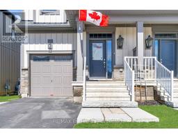 112 SYCAMORE STREET, Blue Mountains, Ontario