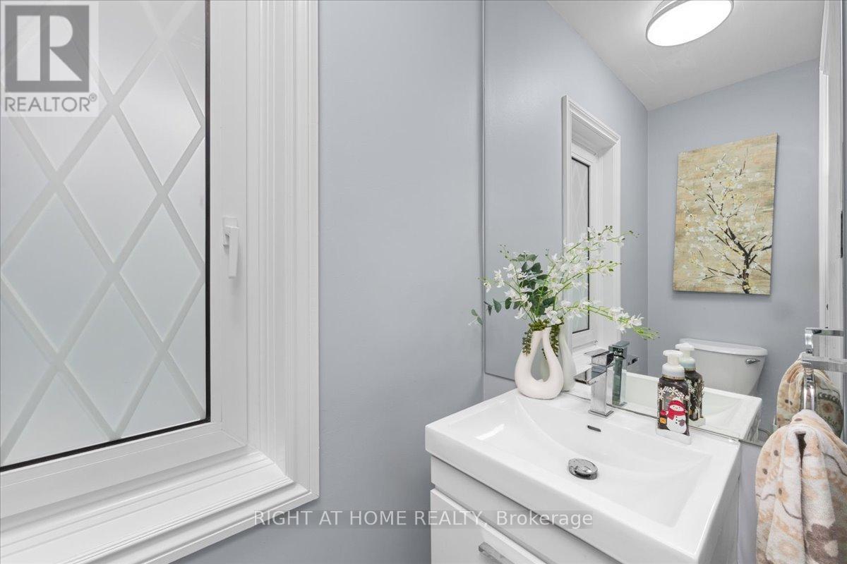 437 The Kingsway, Toronto, Ontario  M9A 3W1 - Photo 19 - W13475116