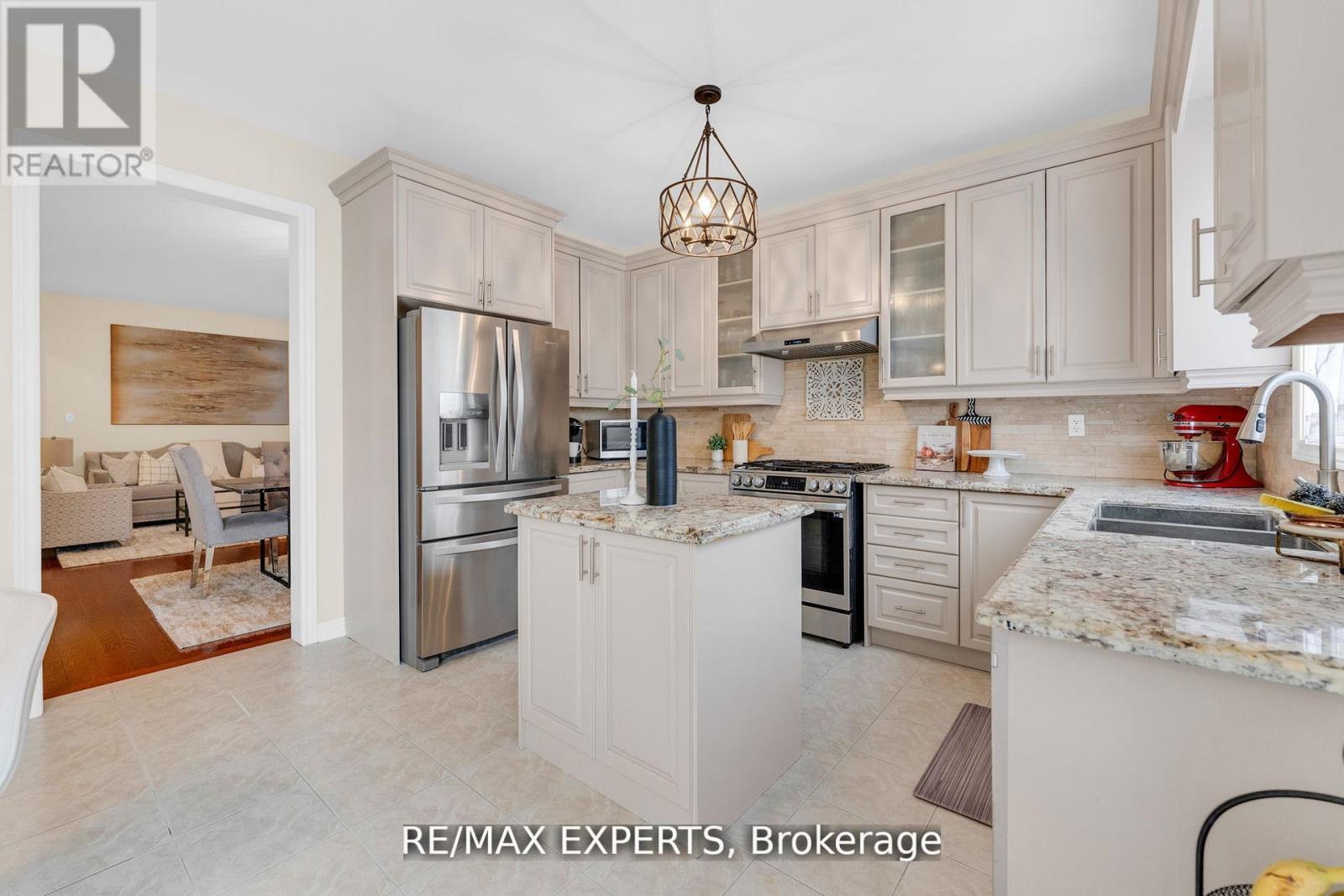 13 Villagewood Street, Brampton, Ontario L6P 2C3 - Photo 17 - W13475150