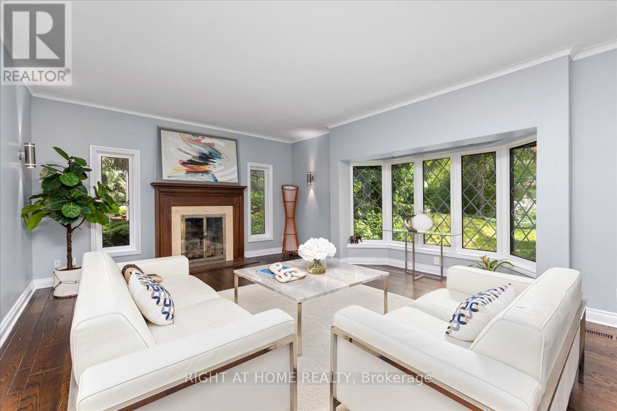 437 The Kingsway, Toronto, Ontario  M9A 3W1 - Photo 7 - W13475116