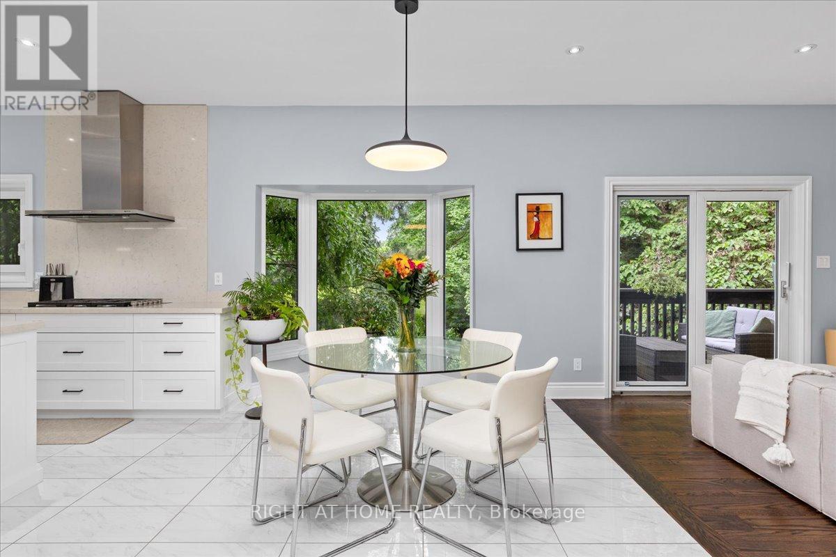 437 The Kingsway, Toronto, Ontario  M9A 3W1 - Photo 12 - W13475116