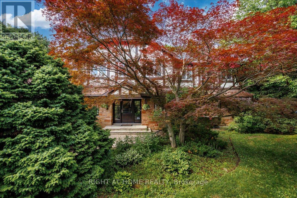 437 The Kingsway, Toronto, Ontario  M9A 3W1 - Photo 4 - W13475116