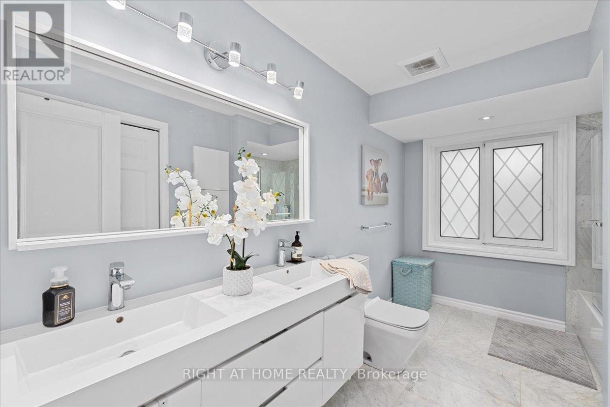 437 The Kingsway, Toronto, Ontario  M9A 3W1 - Photo 22 - W13475116