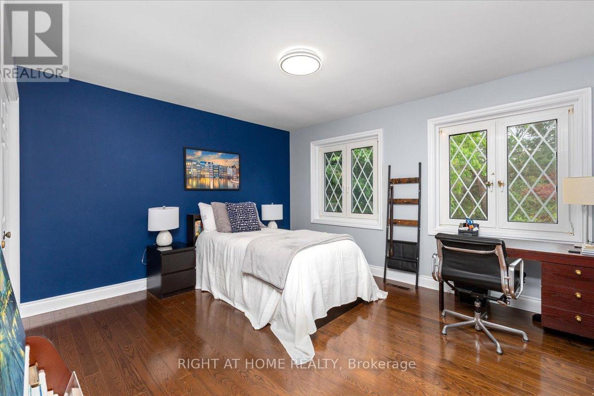 437 The Kingsway, Toronto, Ontario  M9A 3W1 - Photo 23 - W13475116
