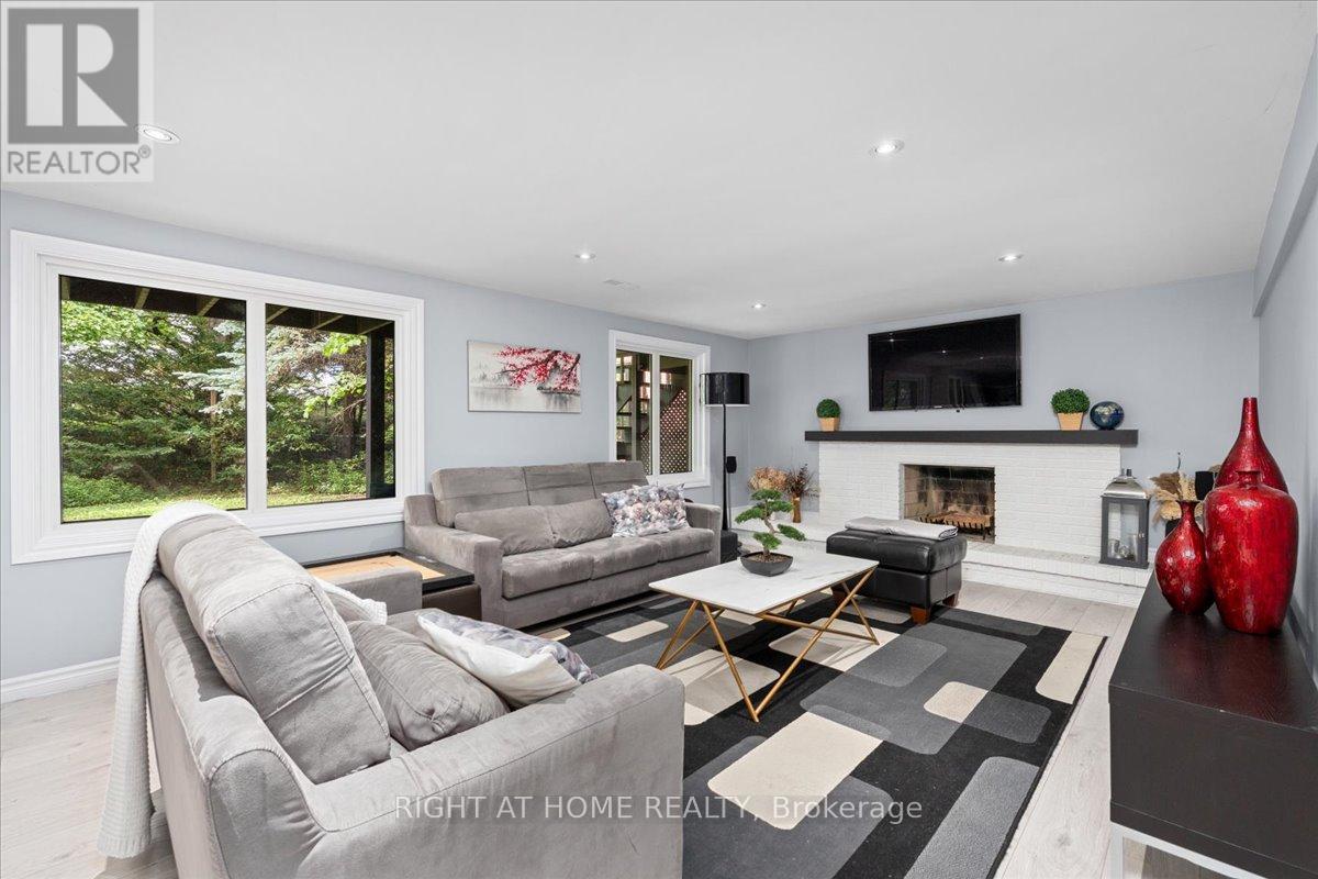 437 The Kingsway, Toronto, Ontario  M9A 3W1 - Photo 32 - W13475116