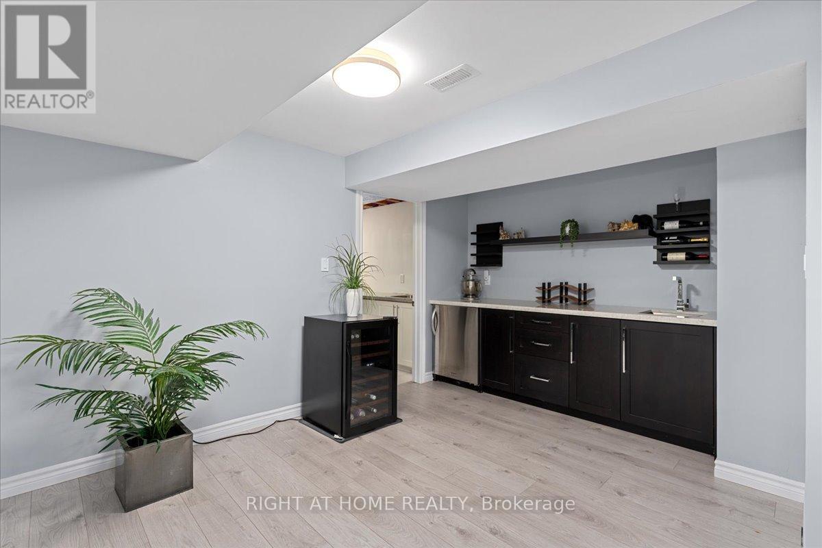 437 The Kingsway, Toronto, Ontario  M9A 3W1 - Photo 33 - W13475116