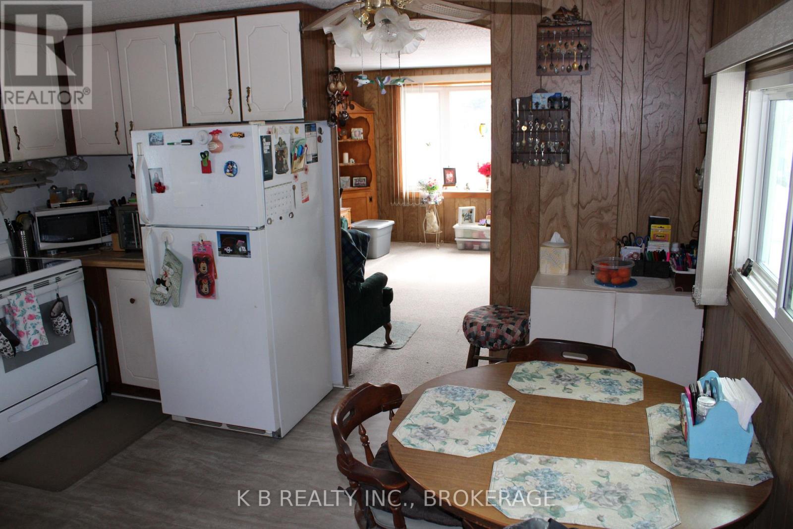 6 Cedar Street W, Greater Napanee, Ontario  K7R 3L1 - Photo 3 - X12864204